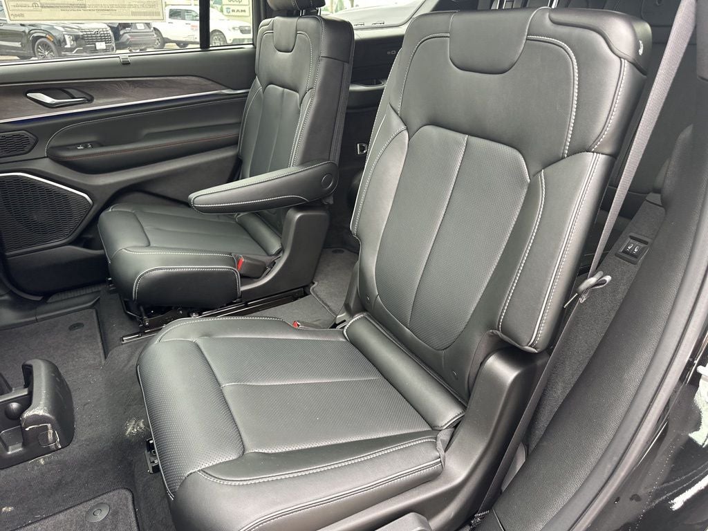 2025 Jeep Grand Cherokee L Overland