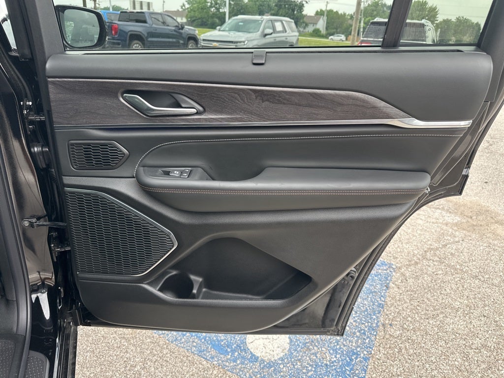 2025 Jeep Grand Cherokee L Overland