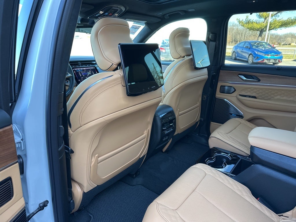 2025 Jeep Grand Cherokee L Summit