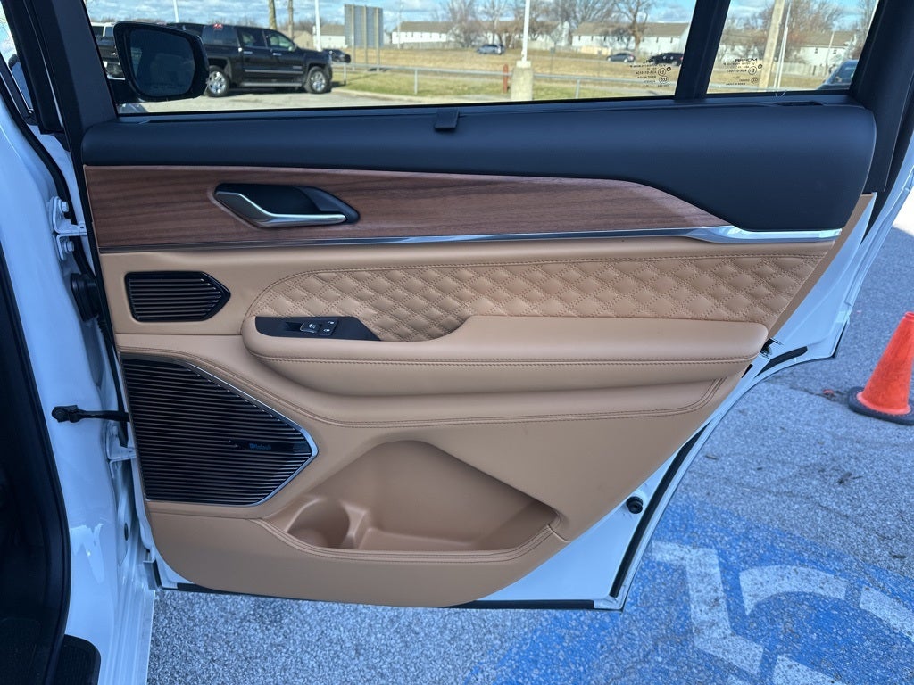 2025 Jeep Grand Cherokee L Summit