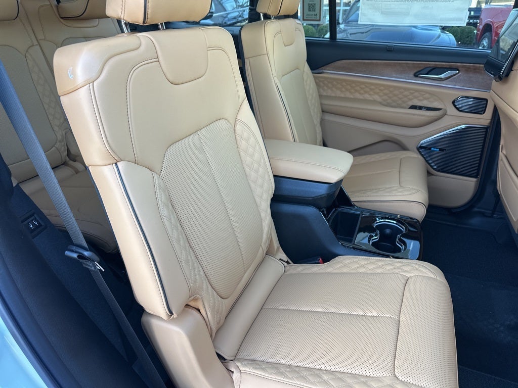 2025 Jeep Grand Cherokee L Summit