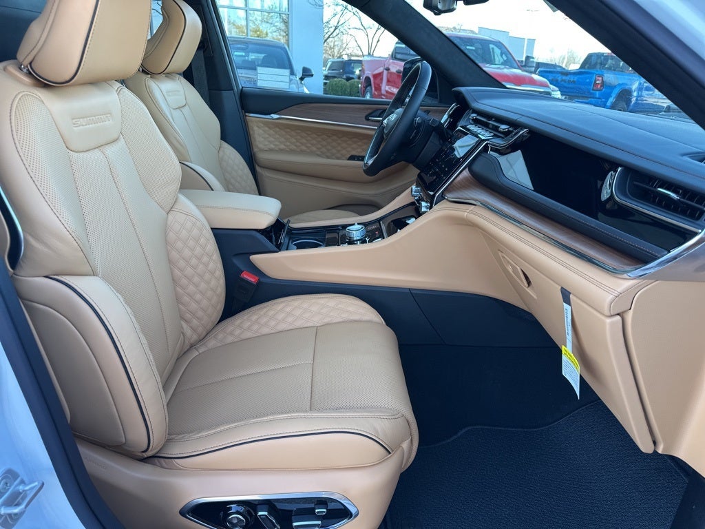 2025 Jeep Grand Cherokee L Summit
