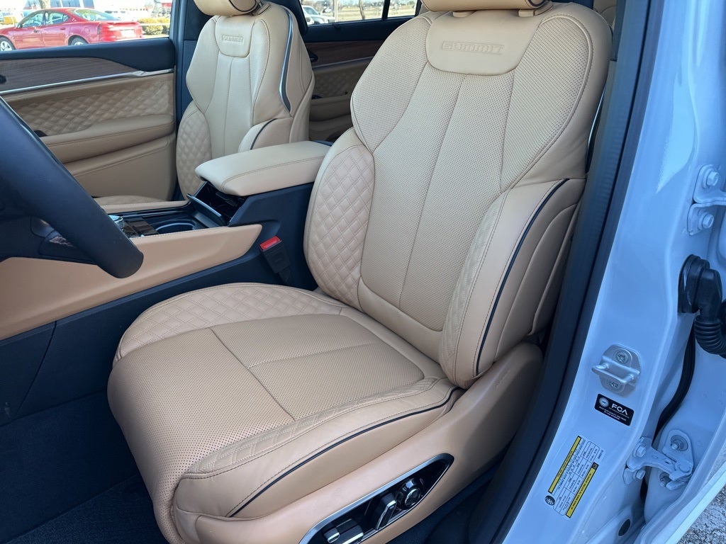 2025 Jeep Grand Cherokee L Summit