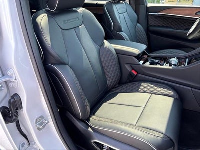 2027 Jeep Grand Cherokee GRAND CHEROKEE L SUMMIT 4X4