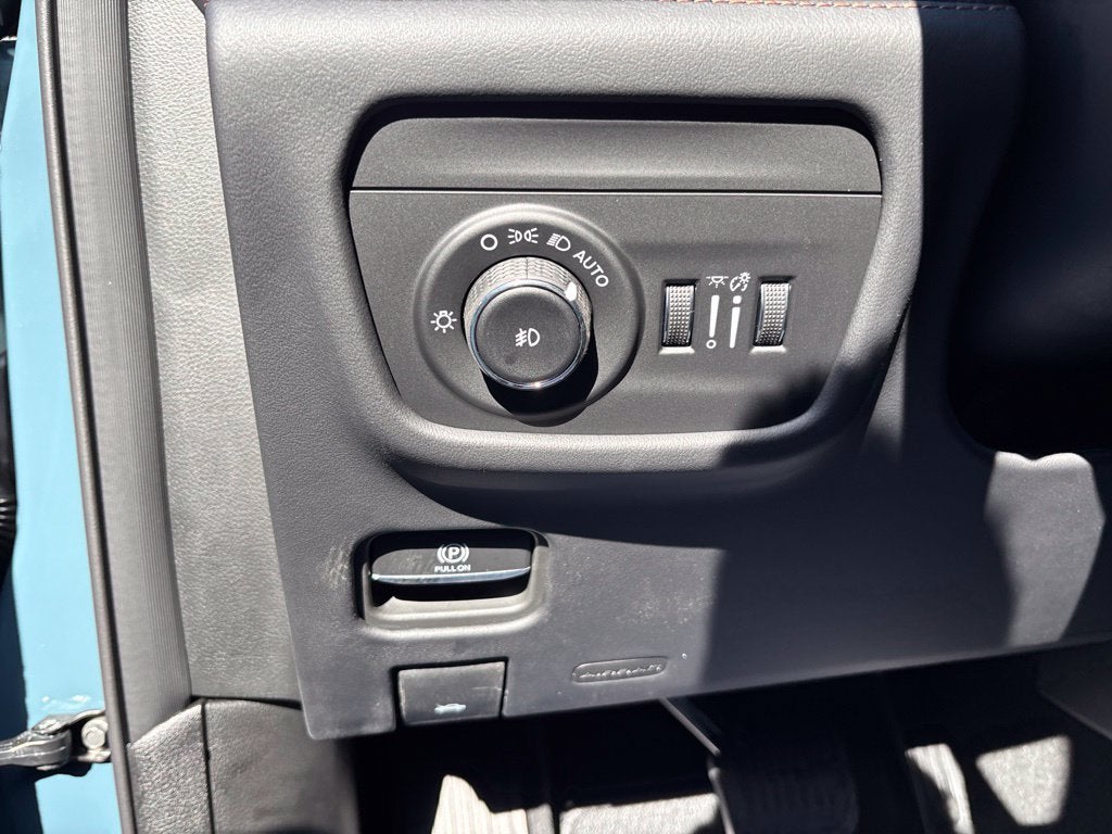 2027 Jeep Grand Cherokee GRAND CHEROKEE L SUMMIT 4X4