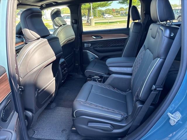 2027 Jeep Grand Cherokee GRAND CHEROKEE L SUMMIT 4X4