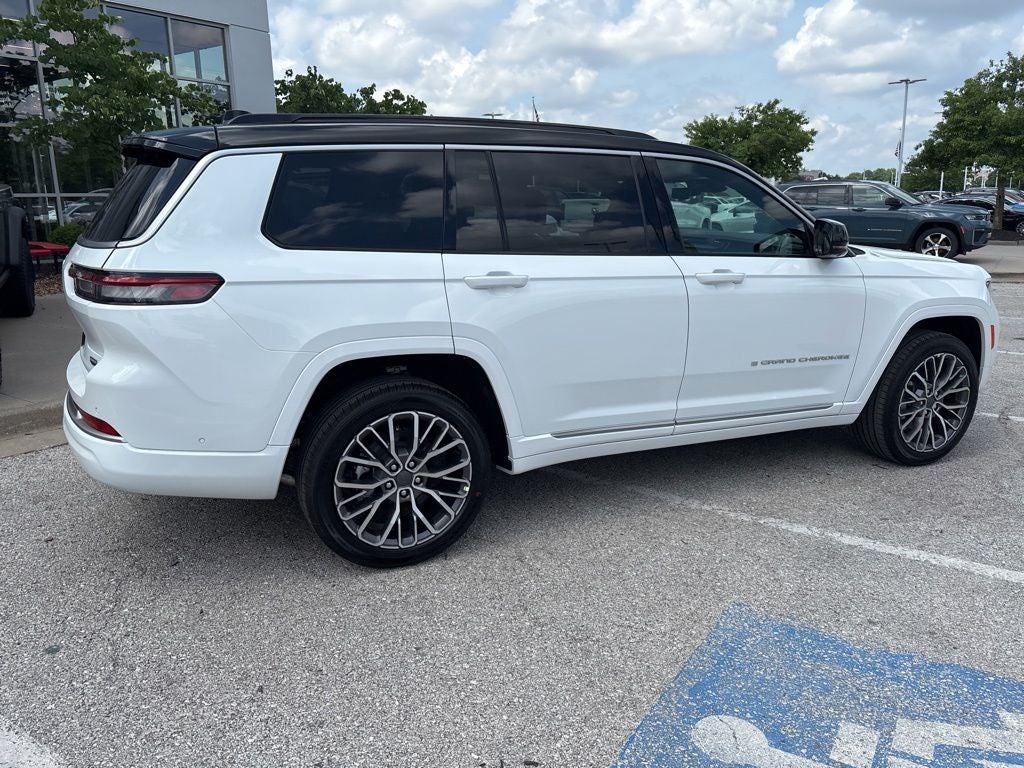2026 Jeep Grand Cherokee L Summit
