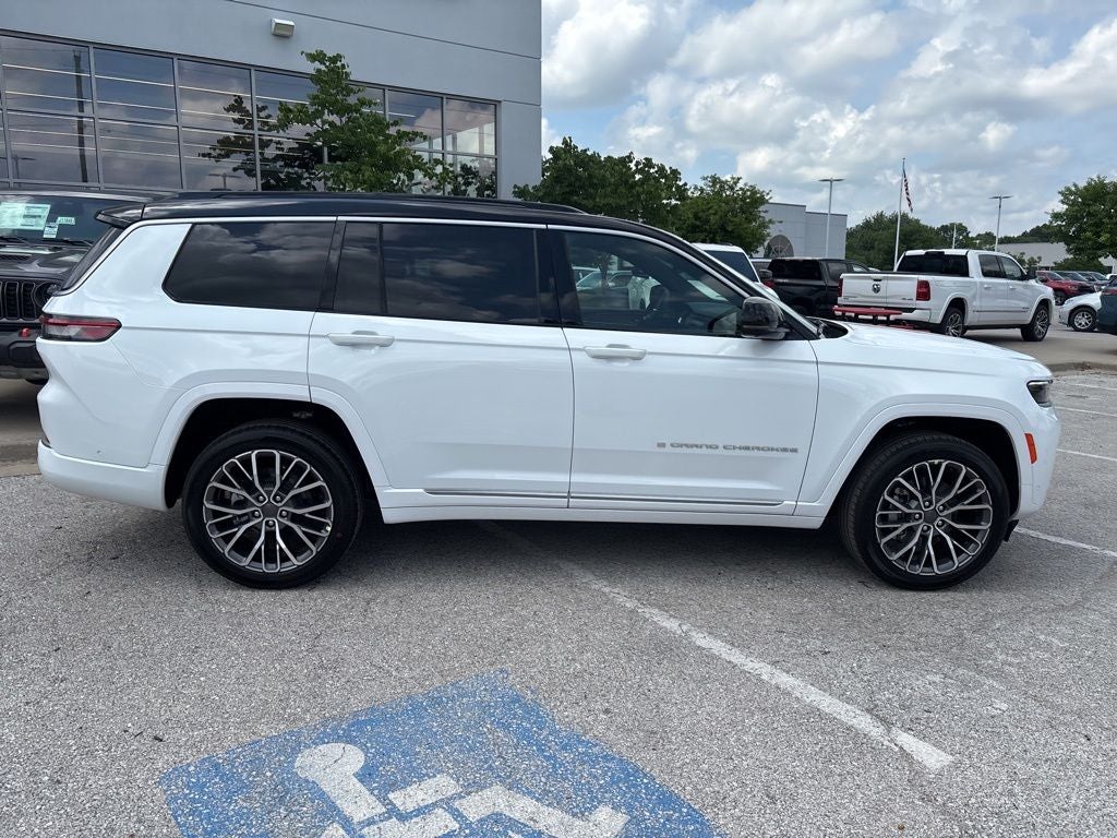 2026 Jeep Grand Cherokee L Summit