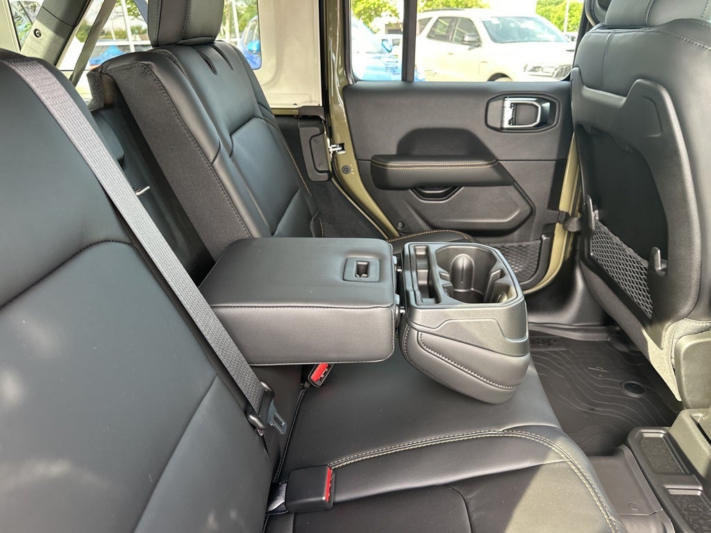 2025 Jeep Wrangler Rubicon 392