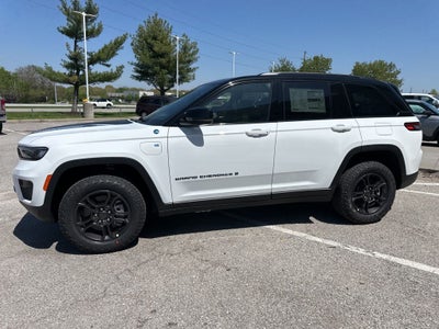 2025 Jeep Grand Cherokee Trailhawk 4xe