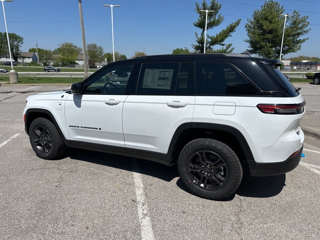 2025 Jeep Grand Cherokee Trailhawk 4xe