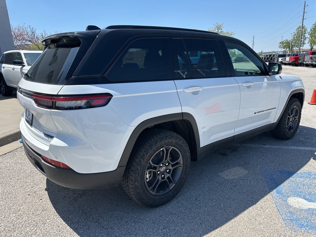 2025 Jeep Grand Cherokee Trailhawk 4xe
