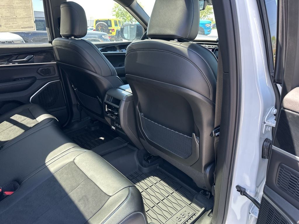 2025 Jeep Grand Cherokee Trailhawk 4xe