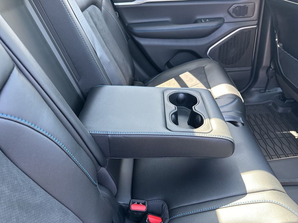 2025 Jeep Grand Cherokee Trailhawk 4xe