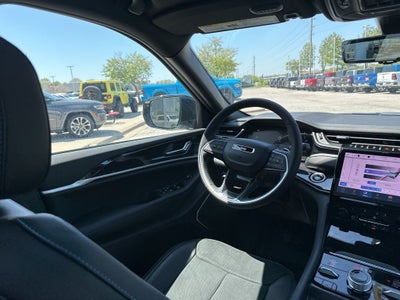 2025 Jeep Grand Cherokee Trailhawk 4xe