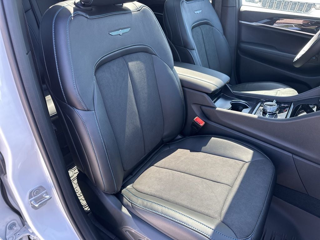 2025 Jeep Grand Cherokee Trailhawk 4xe