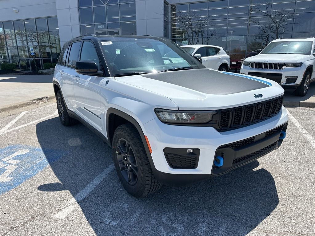 2025 Jeep Grand Cherokee Trailhawk 4xe