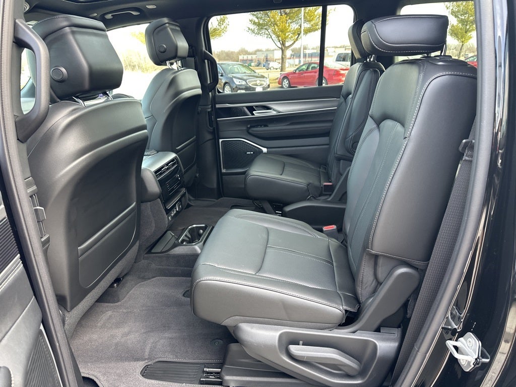 2026 Jeep Grand Wagoneer L Base