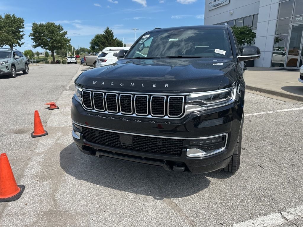 2025 Jeep Wagoneer L Base