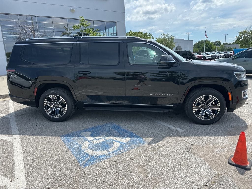2025 Jeep Wagoneer L Base