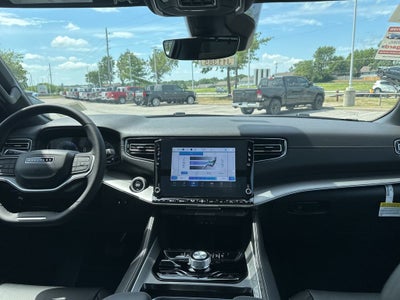 2025 Jeep Wagoneer L Base