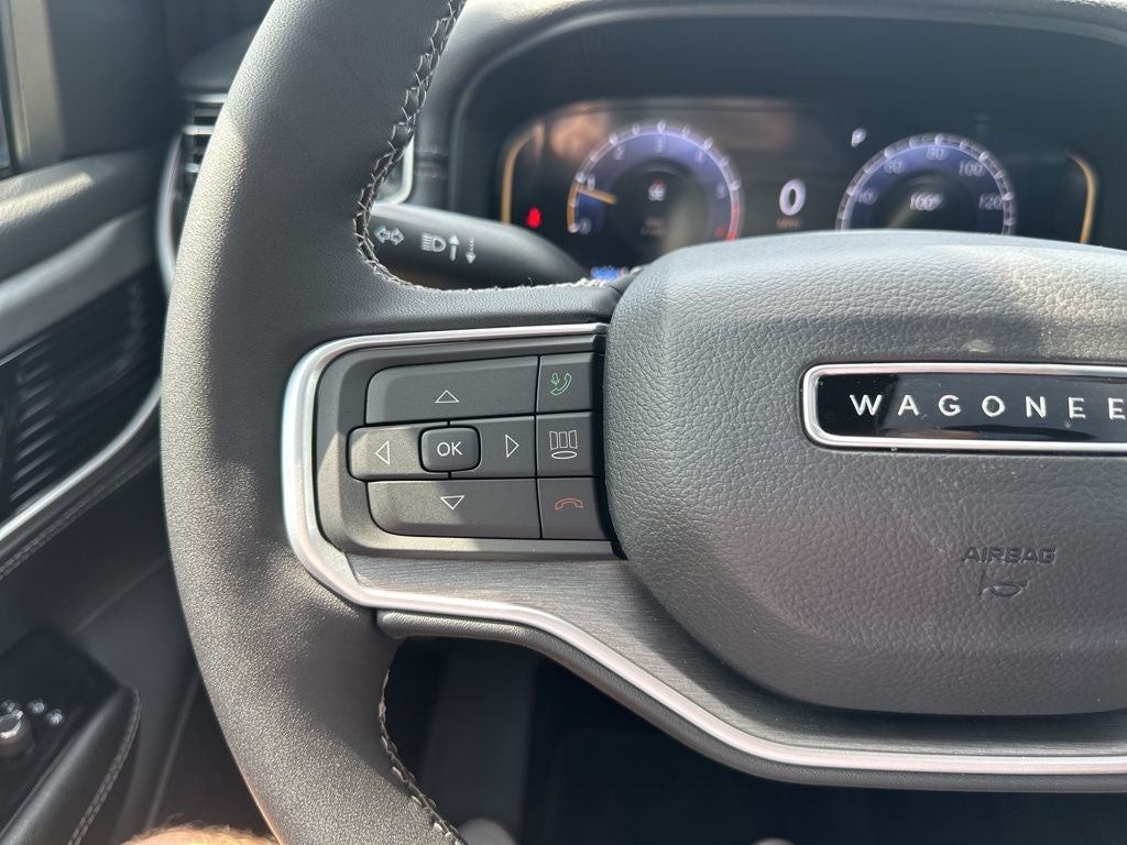 2025 Jeep Wagoneer L Base