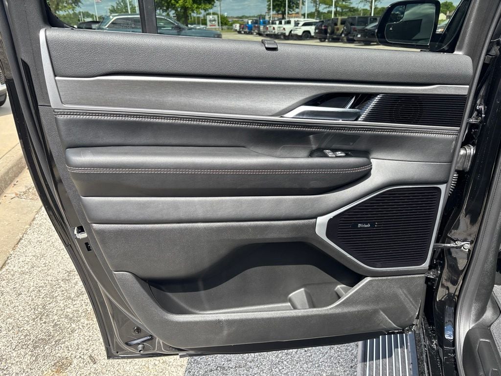 2026 Jeep Grand Wagoneer L Limited Reserve