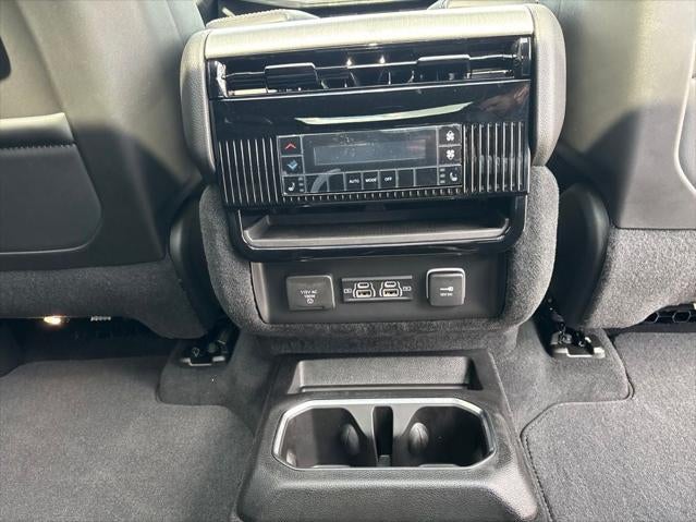 2026 Jeep Grand Wagoneer GRAND WAGONEER L LIMITED RESERVE 4X4