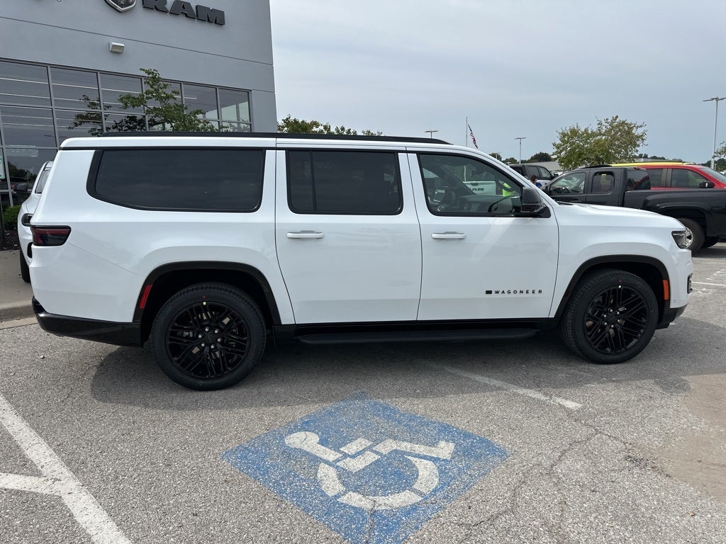 2025 Jeep Wagoneer L Series II