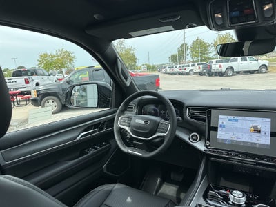 2025 Jeep Wagoneer L Series II