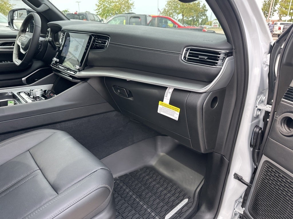 2025 Jeep Wagoneer L Series II