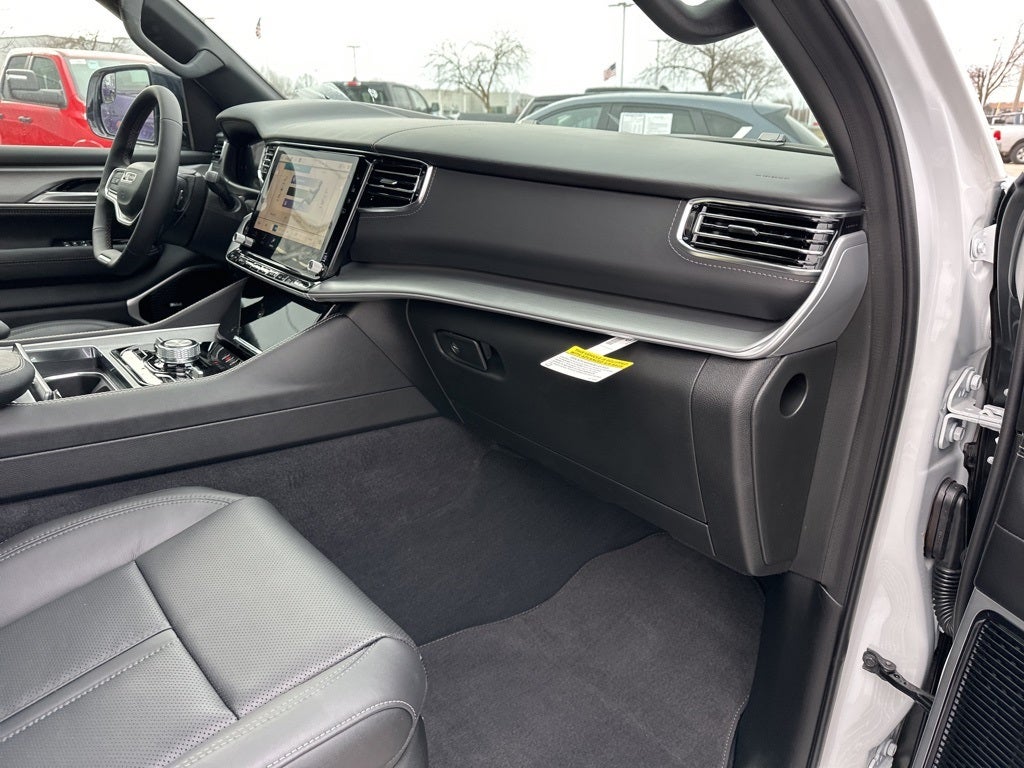 2026 Jeep Grand Wagoneer L Limited Reserve