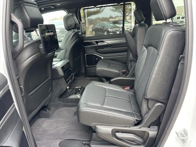 2026 Jeep Grand Wagoneer GRAND WAGONEER L LIMITED RESERVE 4X4
