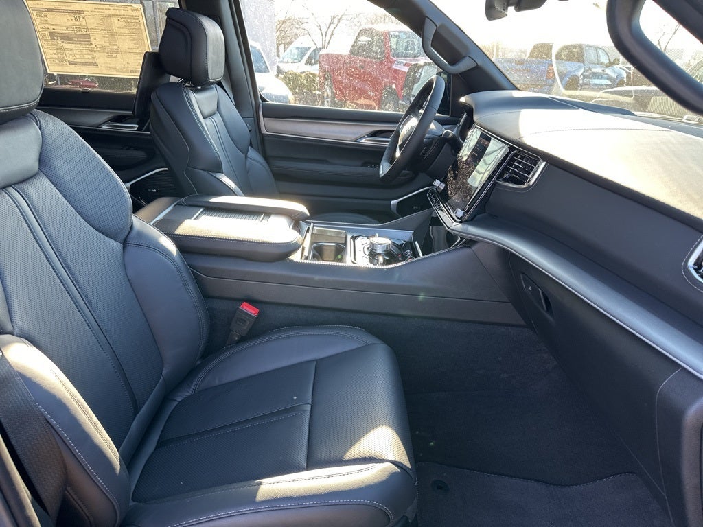 2026 Jeep Grand Wagoneer L Limited Reserve