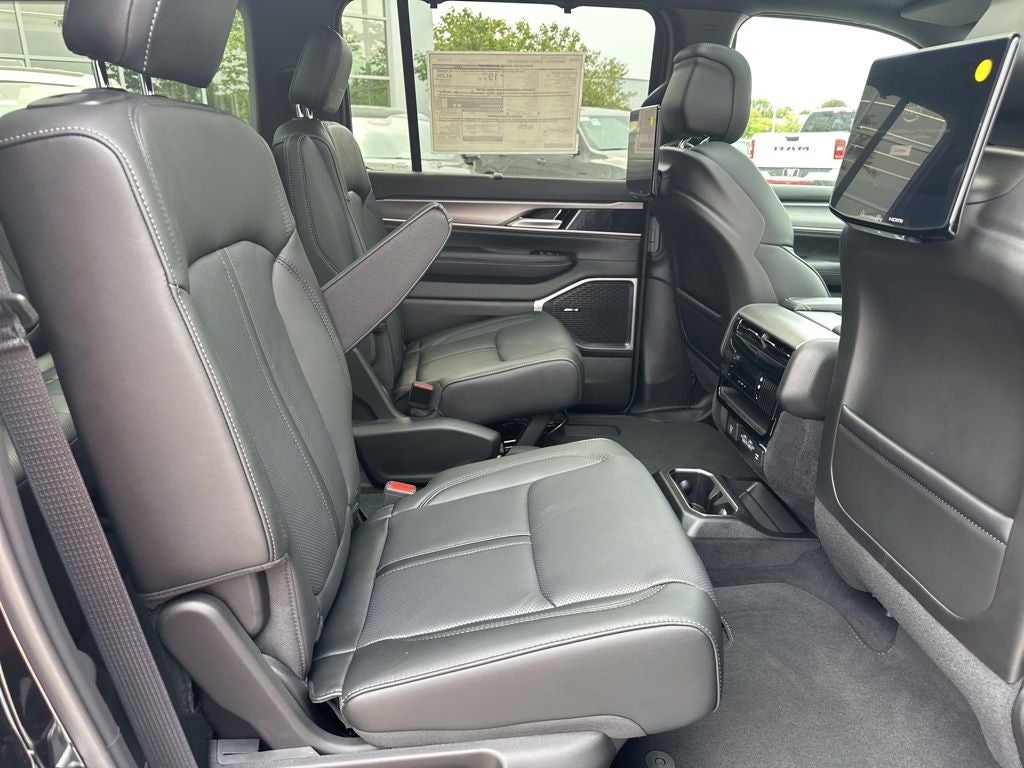 2025 Jeep Wagoneer L Series II