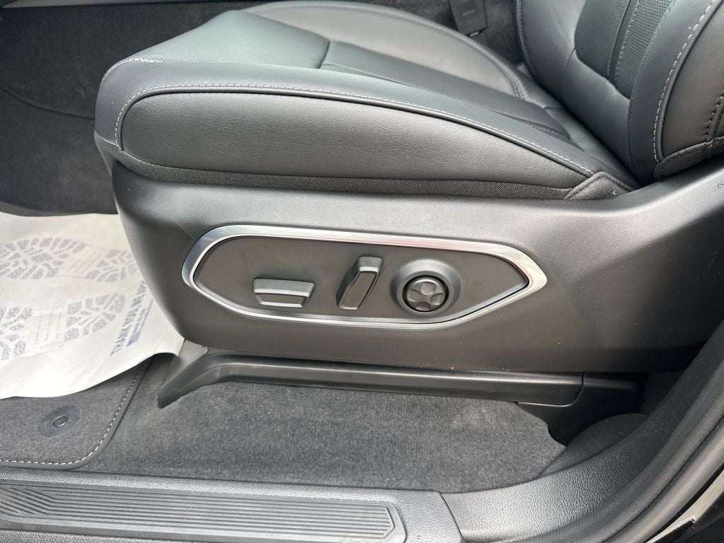 2025 Jeep Wagoneer L Series II