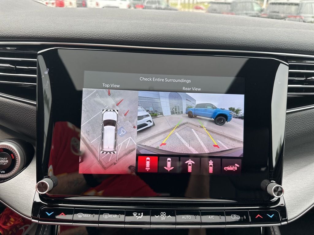 2025 Jeep Wagoneer L Series II