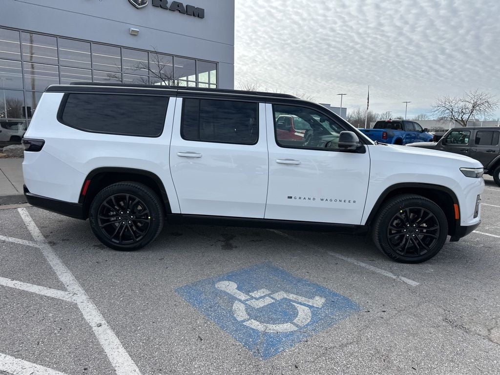 2026 Jeep Grand Wagoneer L Summit Obsidian