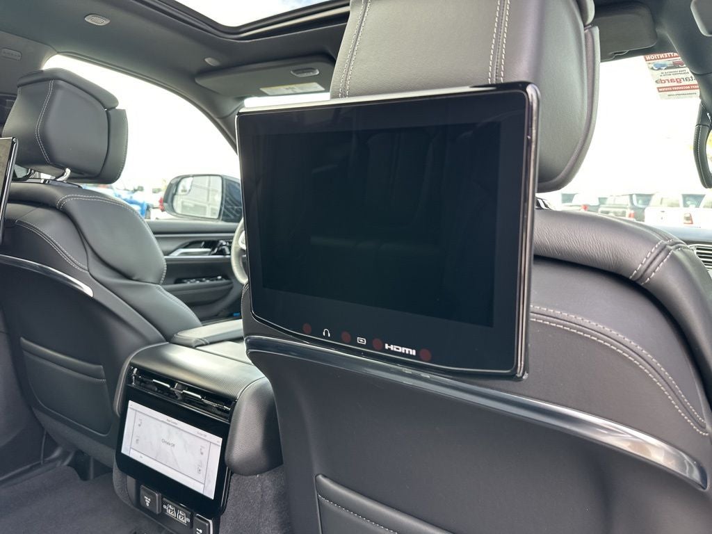 2026 Jeep Grand Wagoneer L Summit Obsidian