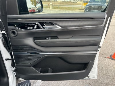 2026 Jeep Grand Wagoneer L Summit Obsidian