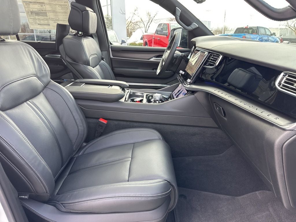 2026 Jeep Grand Wagoneer L Summit Obsidian