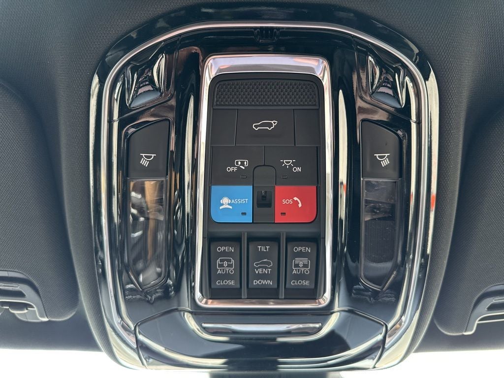 2026 Jeep Grand Wagoneer L Summit Obsidian