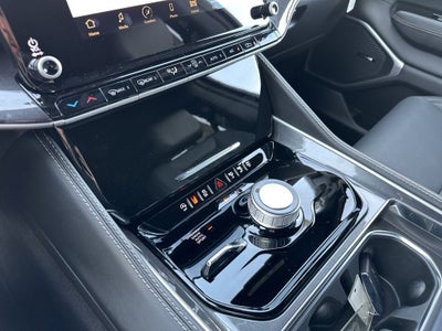 2024 Jeep Wagoneer Base