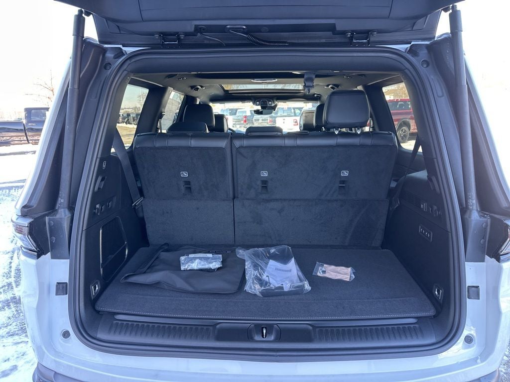 2026 Jeep Grand Wagoneer 4x4