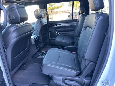 2026 Jeep Grand Wagoneer 4x4