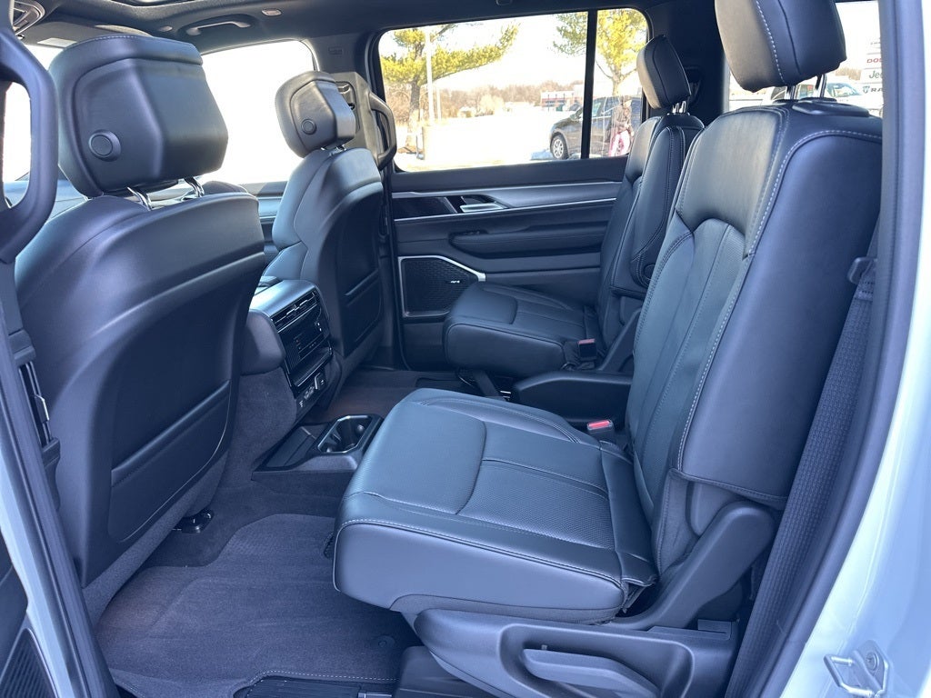 2026 Jeep Grand Wagoneer 4x4