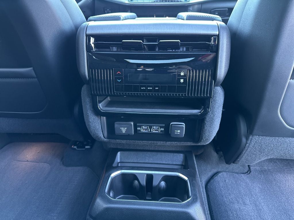 2026 Jeep Grand Wagoneer 4x4