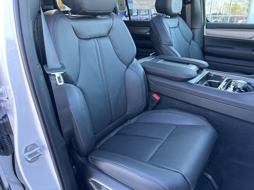 2026 Jeep Grand Wagoneer 4x4