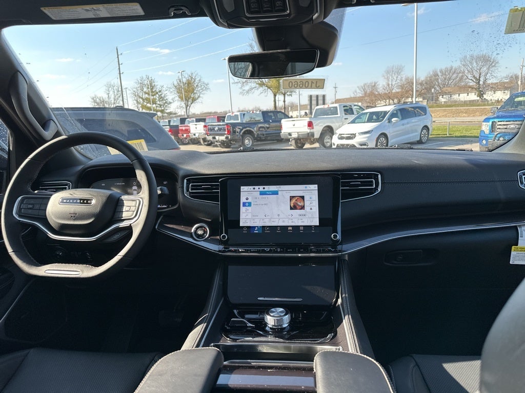 2024 Jeep Wagoneer Base