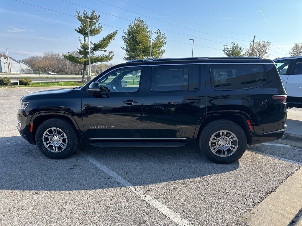 2024 Jeep Wagoneer Base